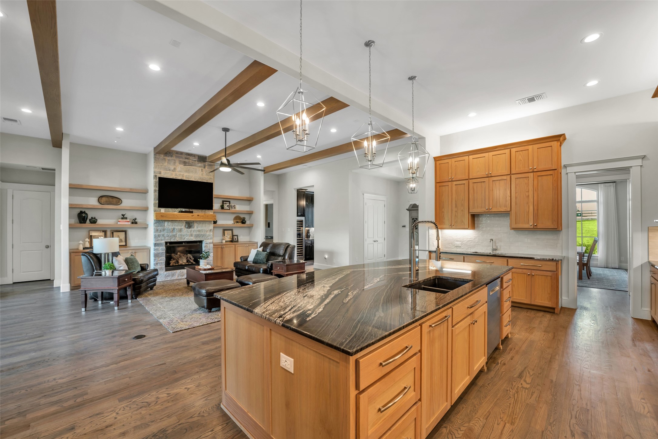 2286 White Stag Road