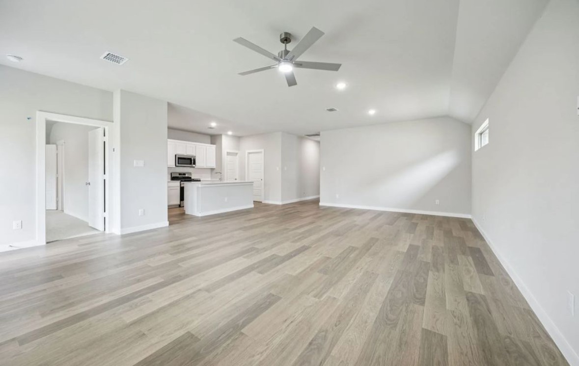 1014 Honeydew Lane