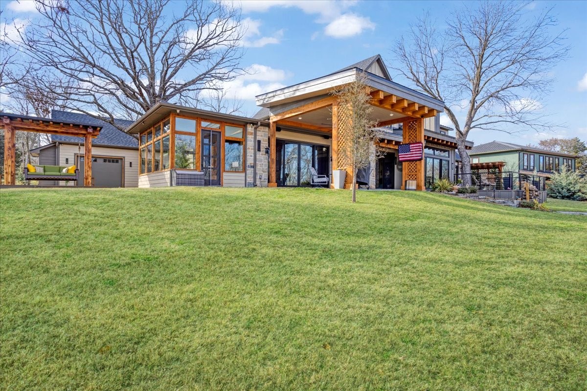 210 Coffee Circle