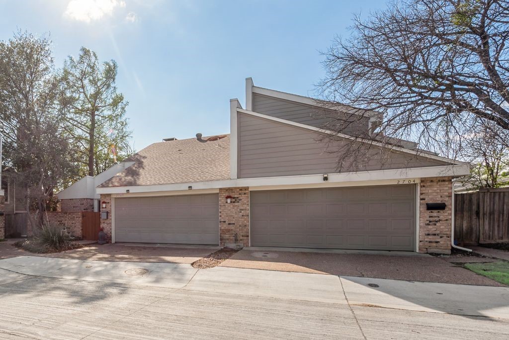 2705 Keller Springs Court