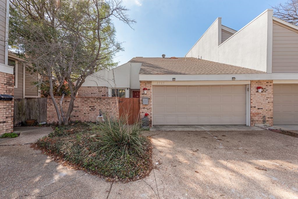 2705 Keller Springs Court