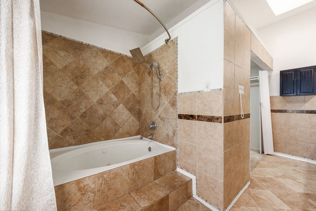 2705 Keller Springs Court