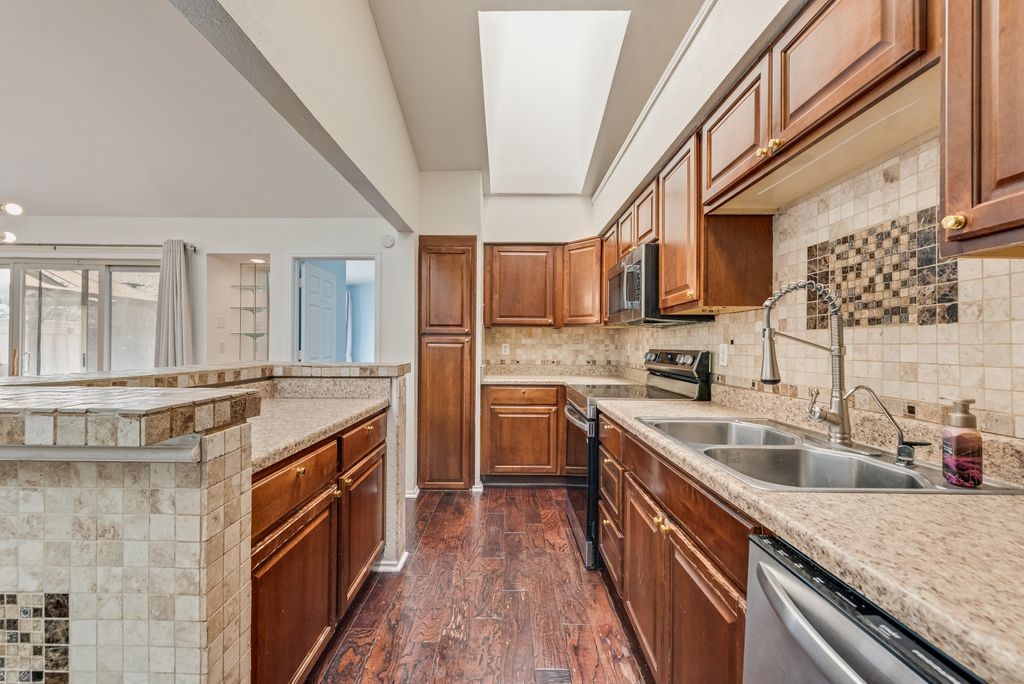 2705 Keller Springs Court
