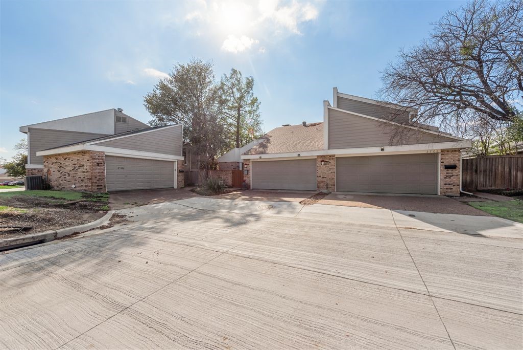 2705 Keller Springs Court