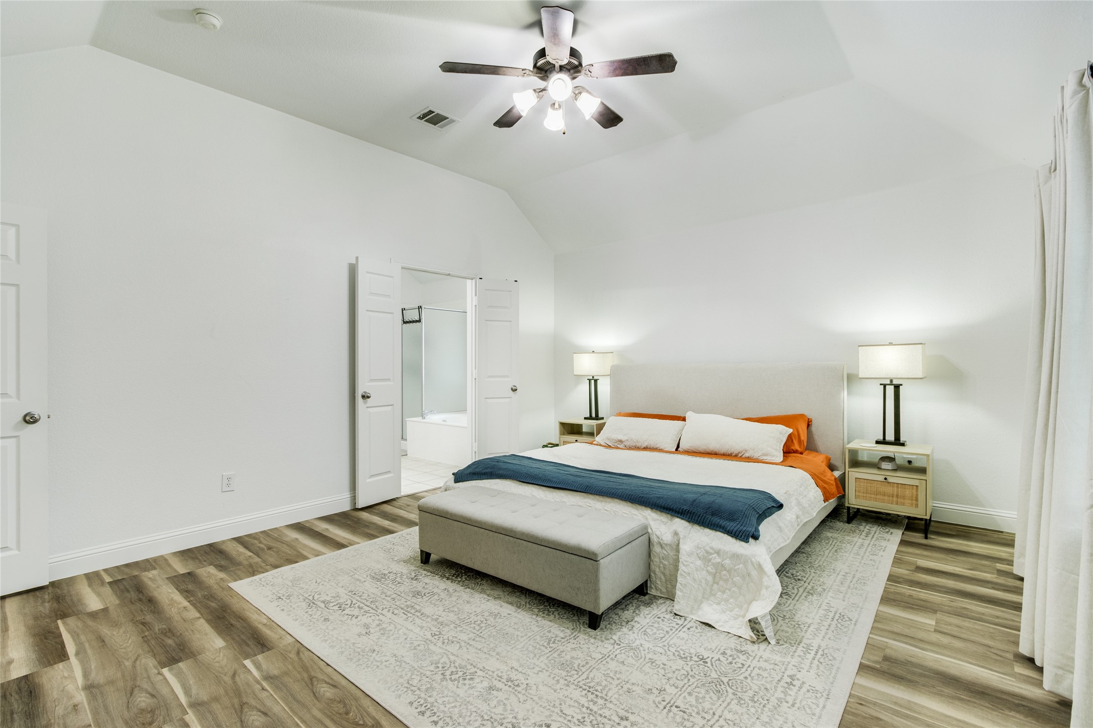 8000 Heritage Palms Trail