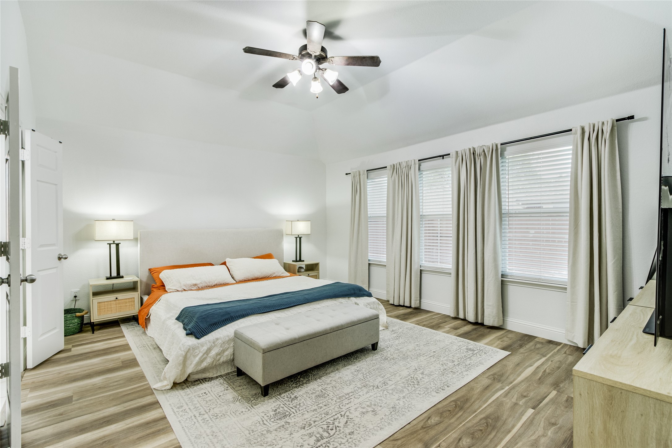 8000 Heritage Palms Trail