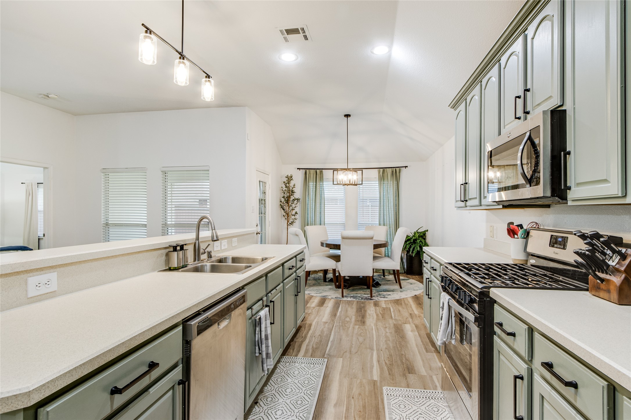 8000 Heritage Palms Trail