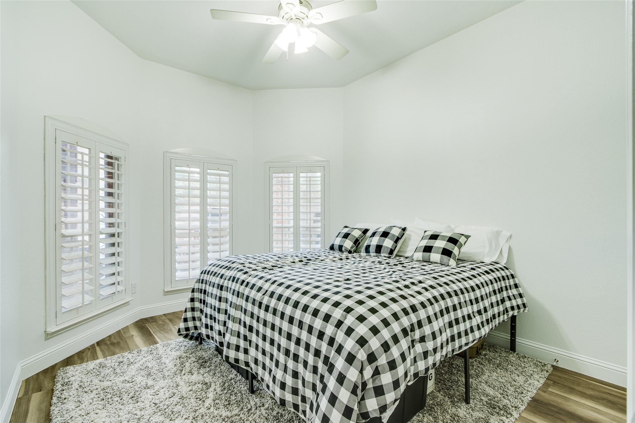 8000 Heritage Palms Trail