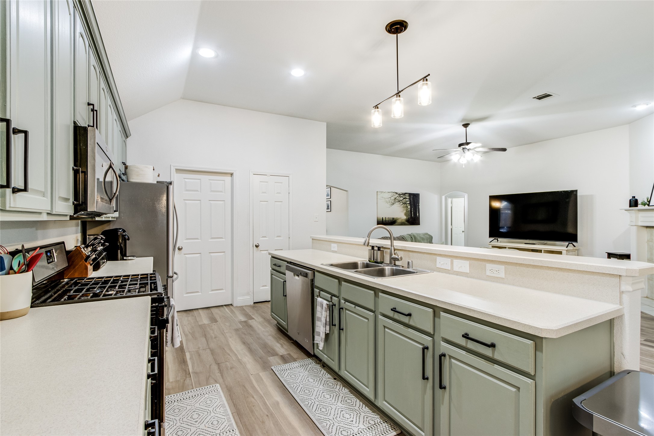 8000 Heritage Palms Trail