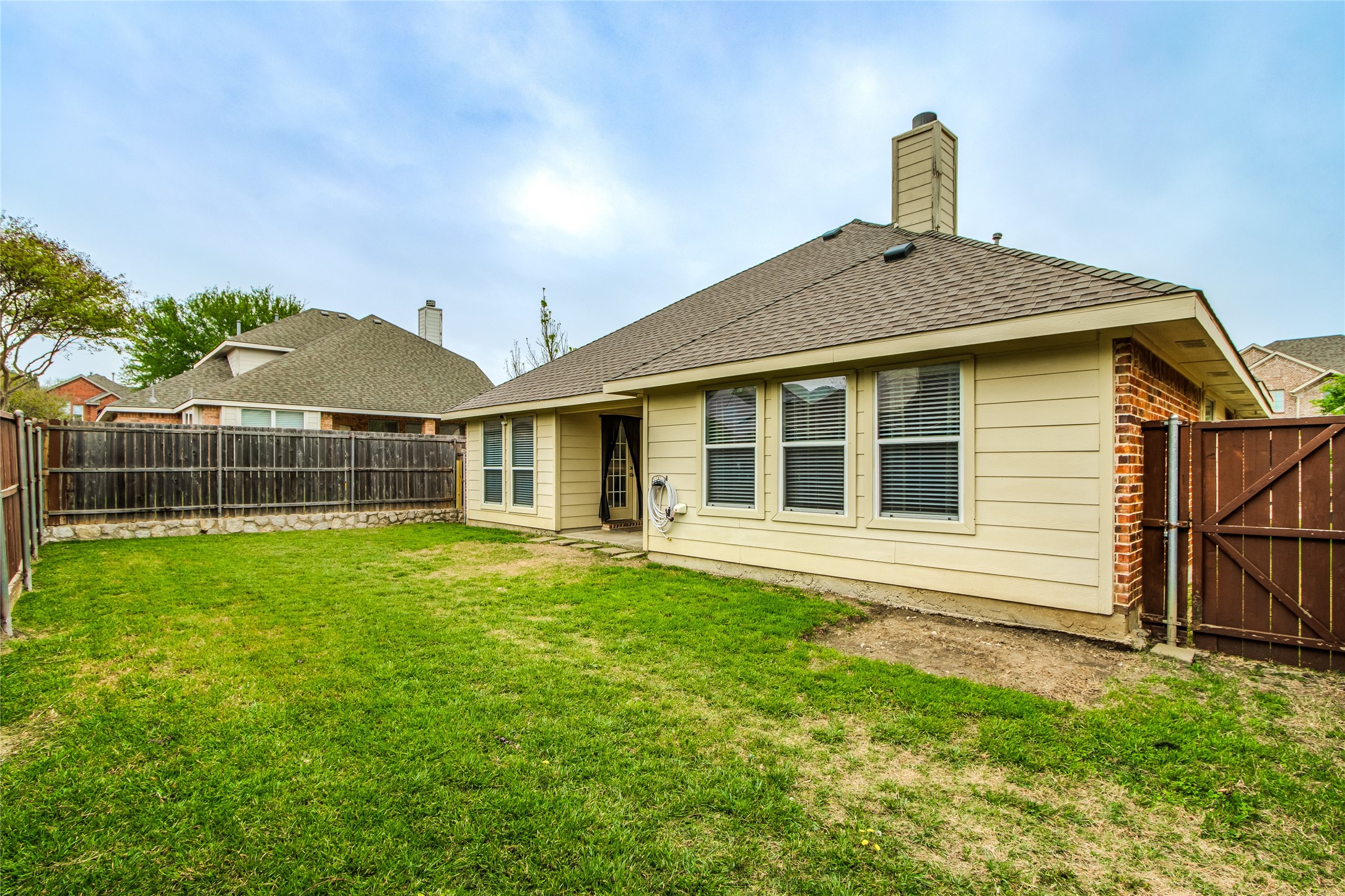 8000 Heritage Palms Trail