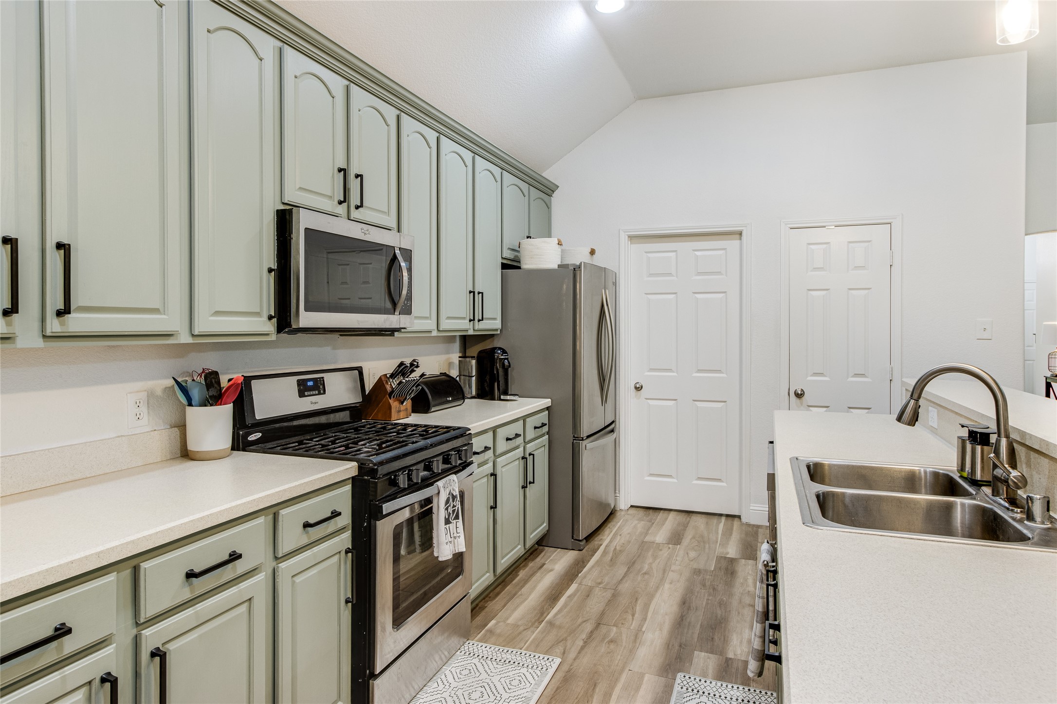 8000 Heritage Palms Trail