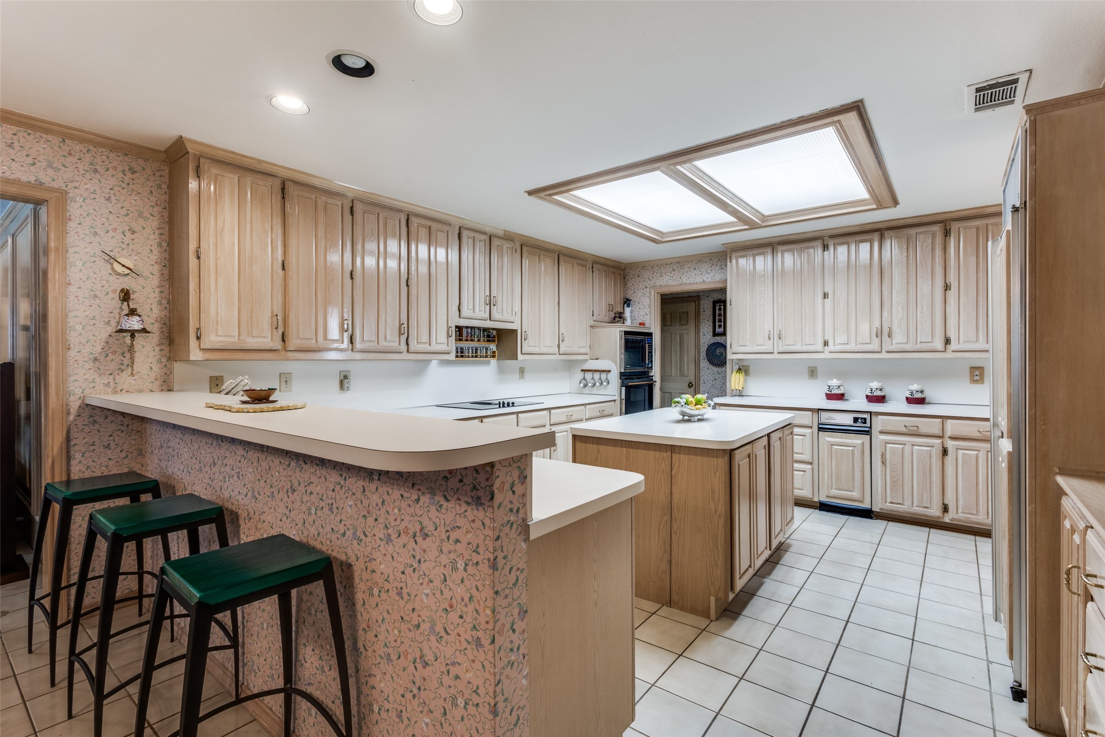 5820 Sky Park Drive