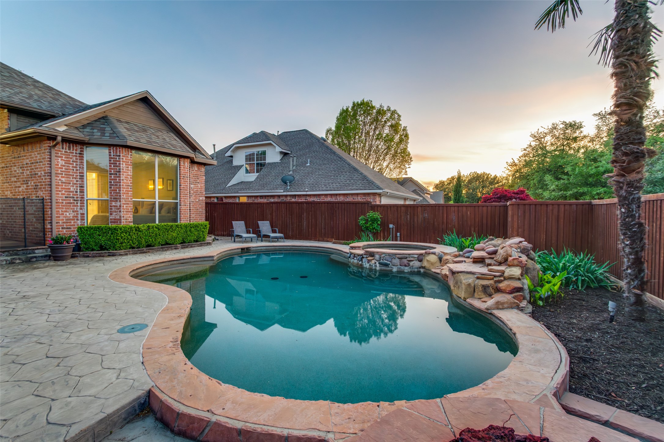 5653 Widgeon Way