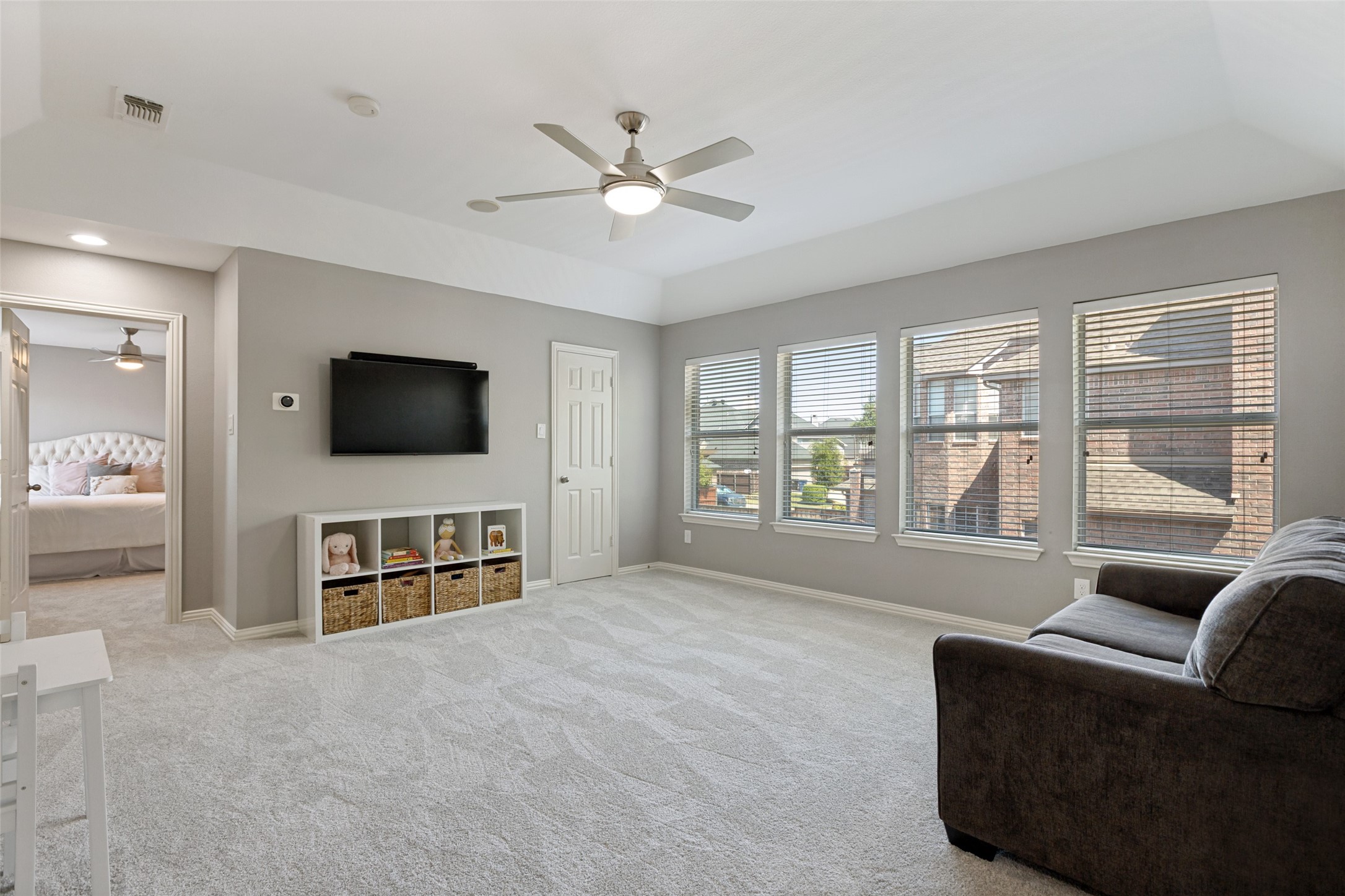 5653 Widgeon Way