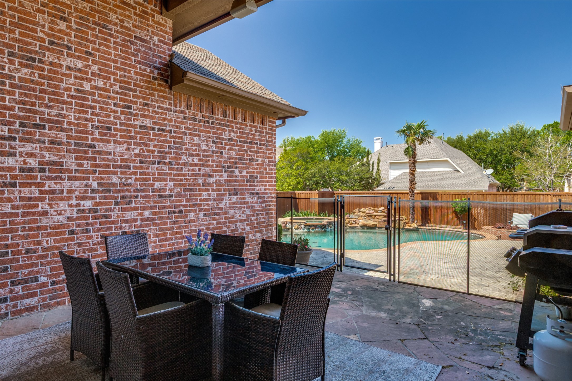 5653 Widgeon Way