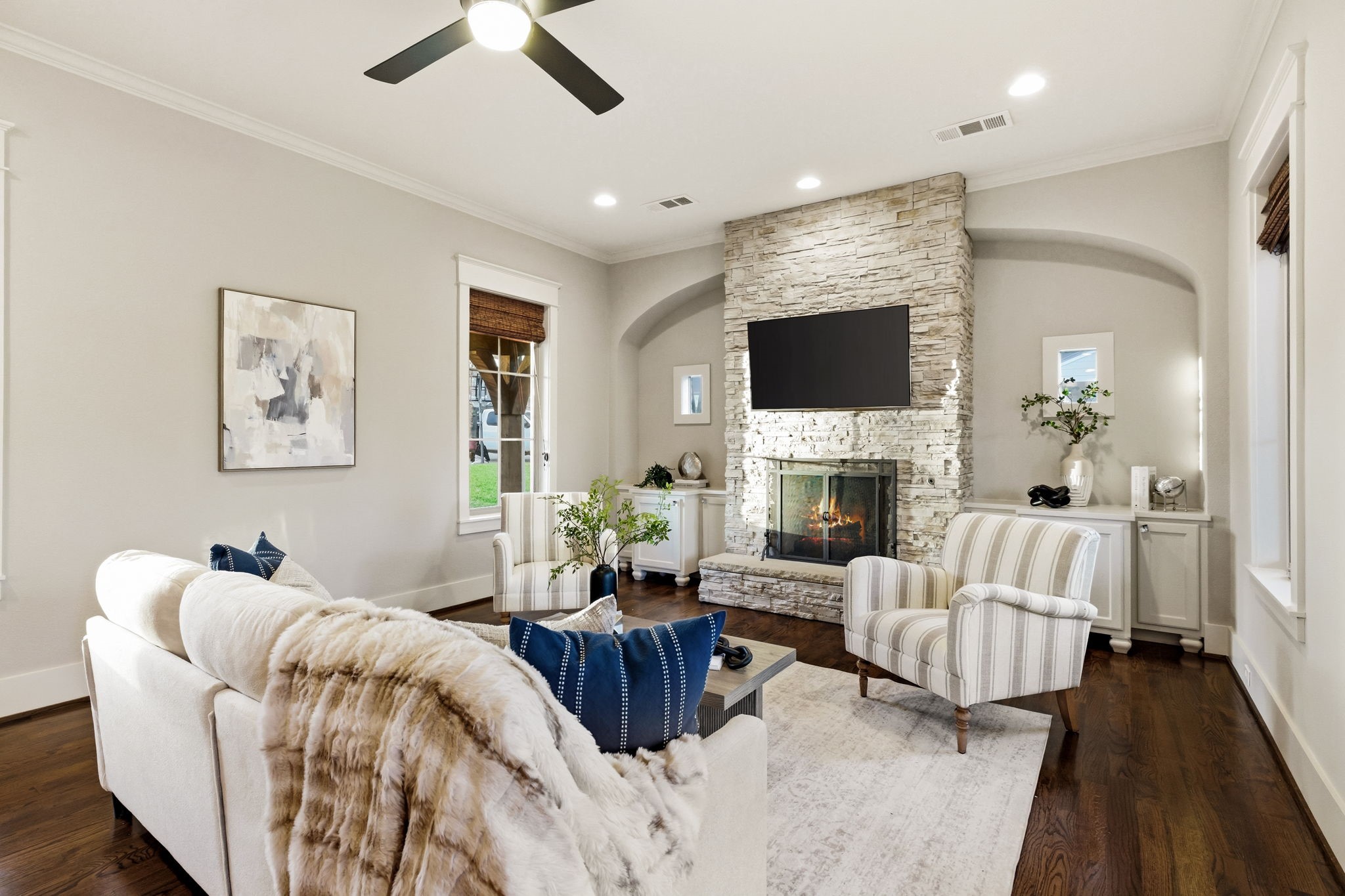 1 Roundrock Circle