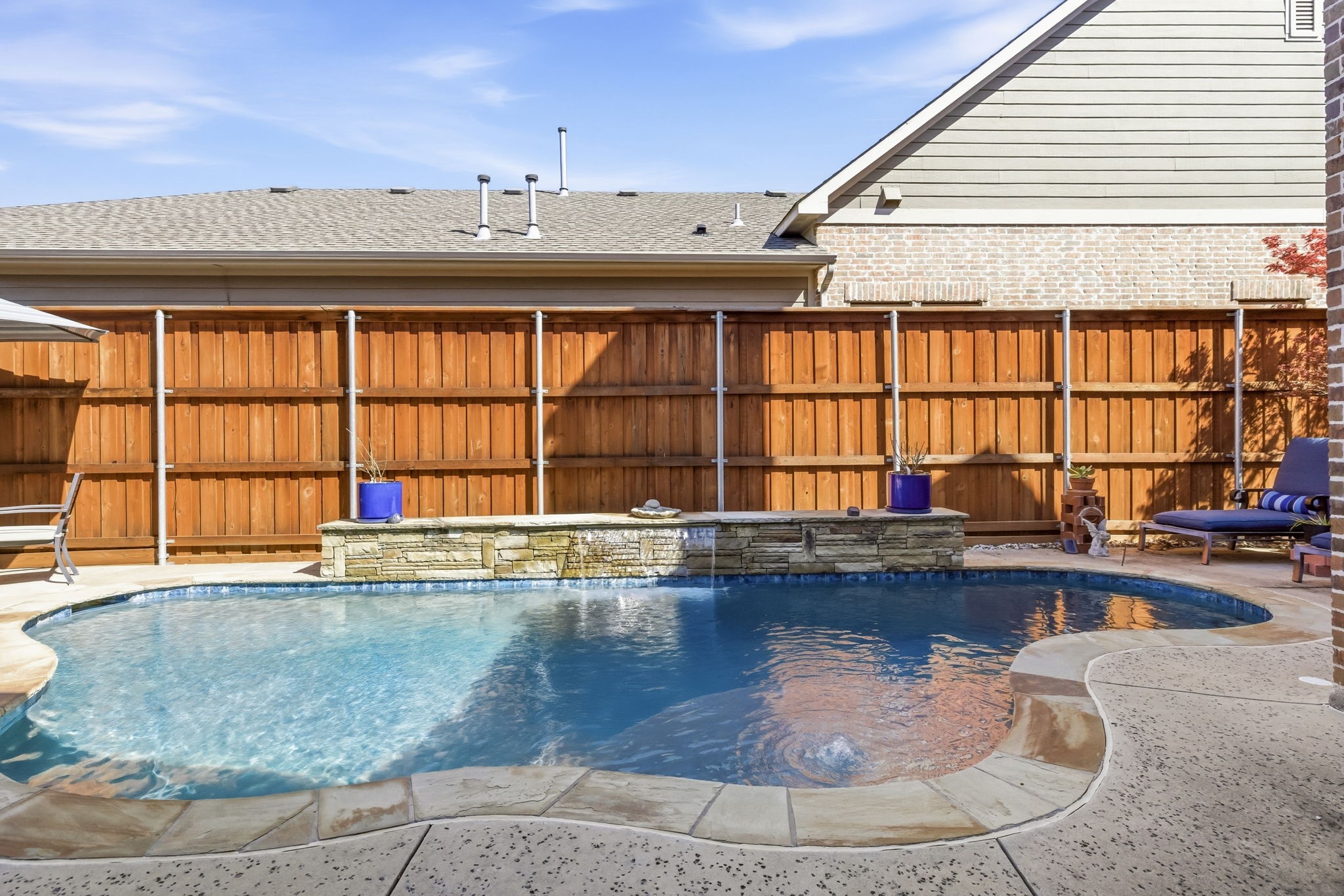 2253 Cardinal Boulevard