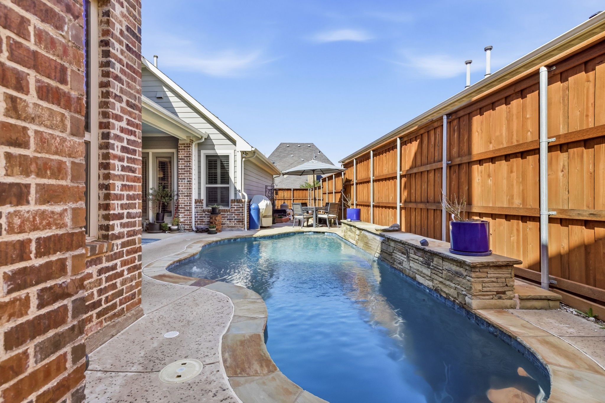 2253 Cardinal Boulevard