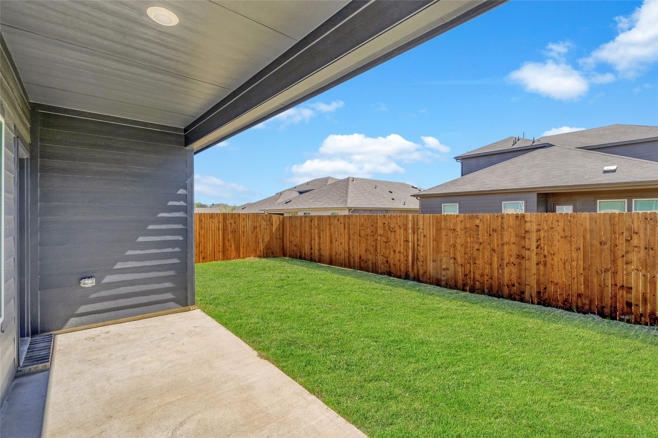 3402 Tomahawk Drive