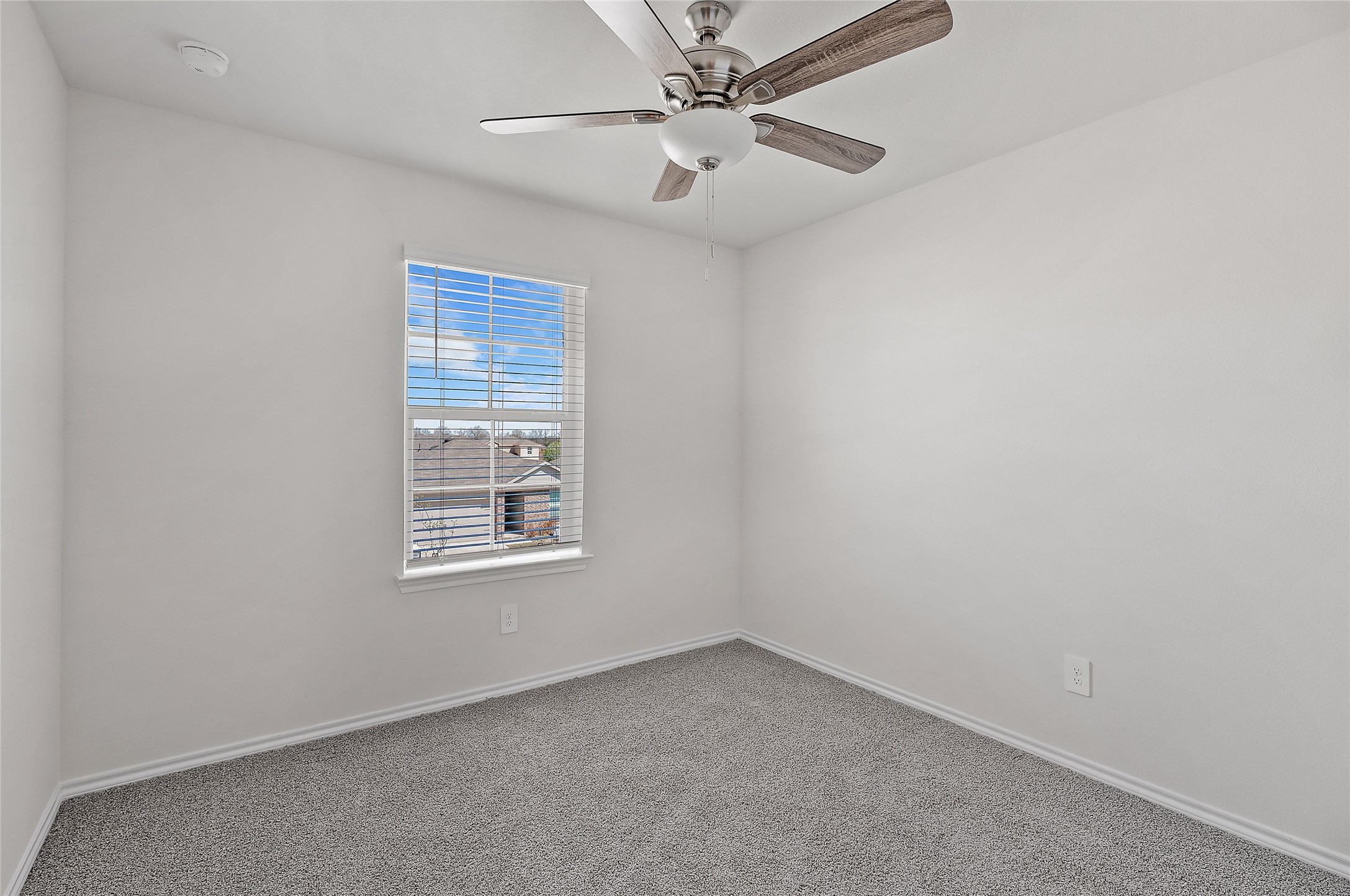 3422 TOMAHAWK Drive