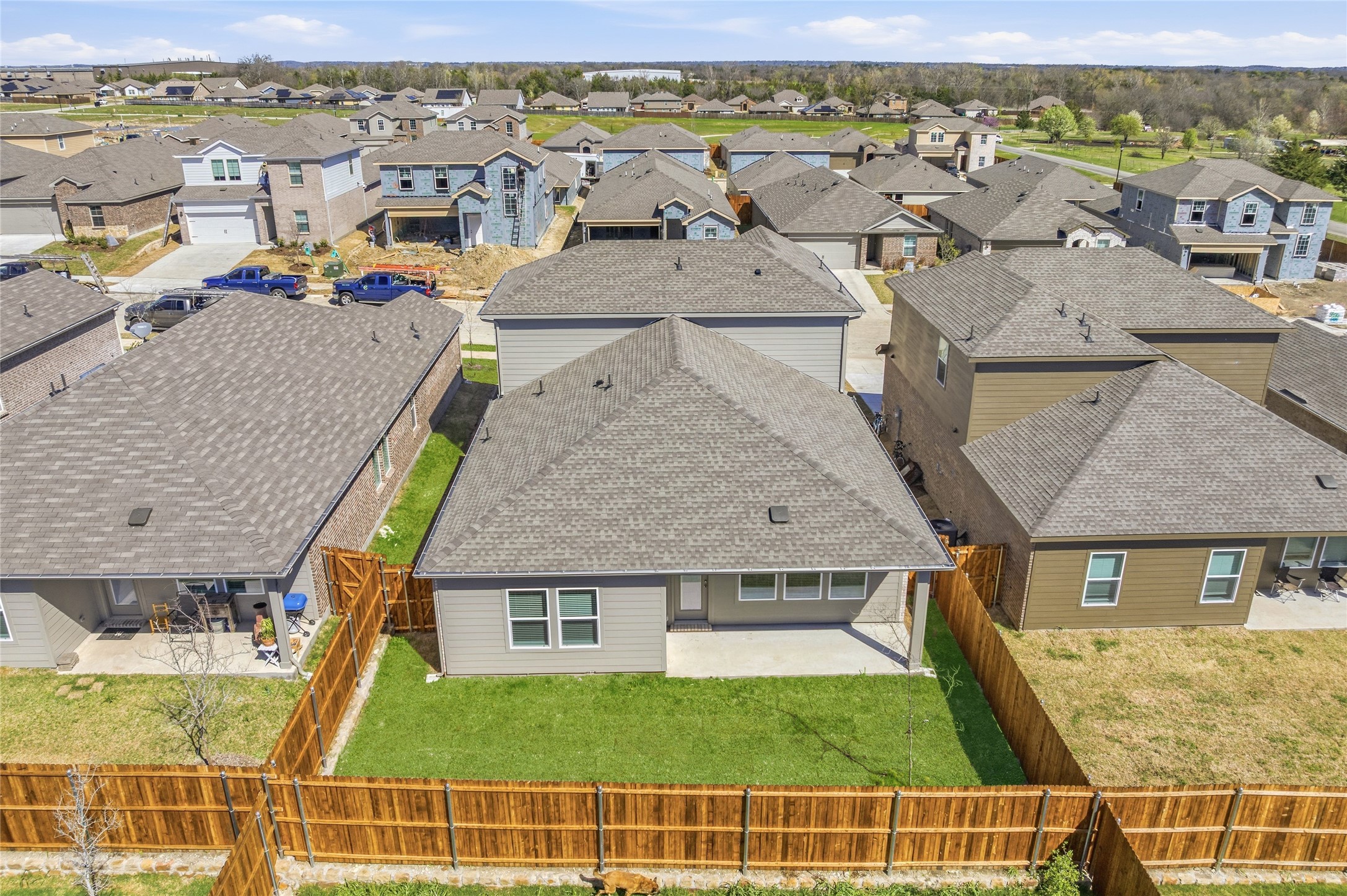 3422 TOMAHAWK Drive