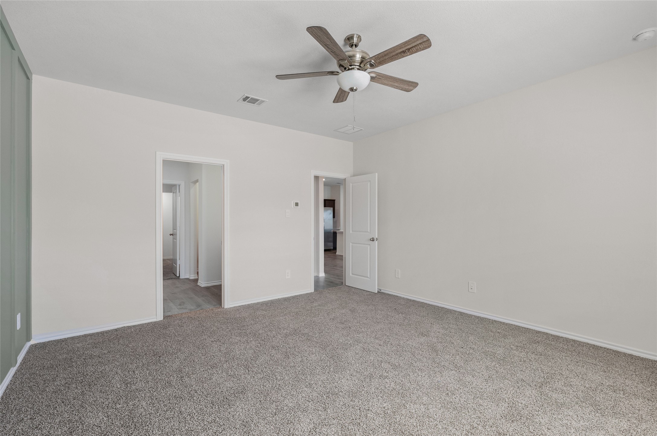 3422 TOMAHAWK Drive