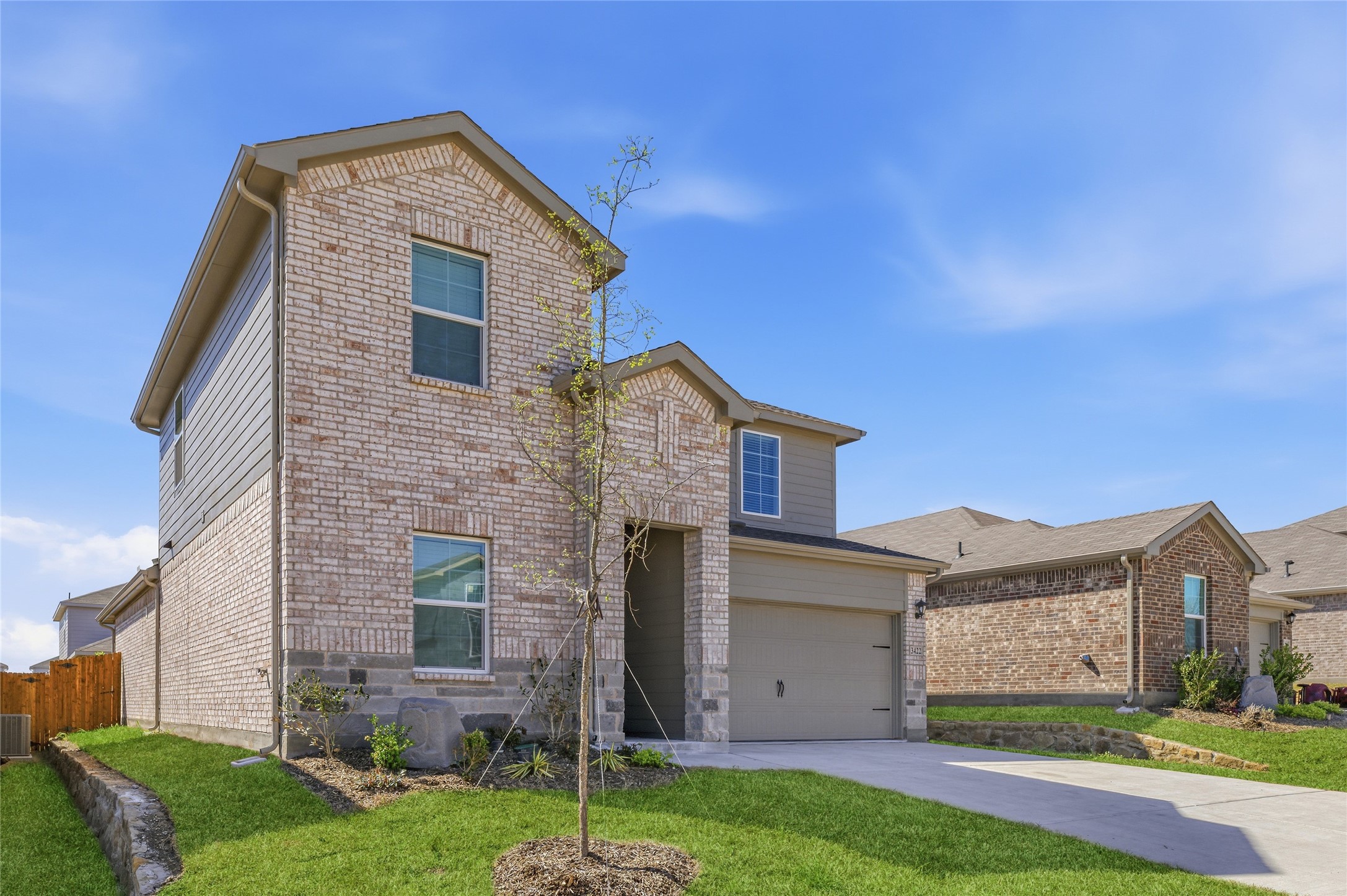 3422 TOMAHAWK Drive