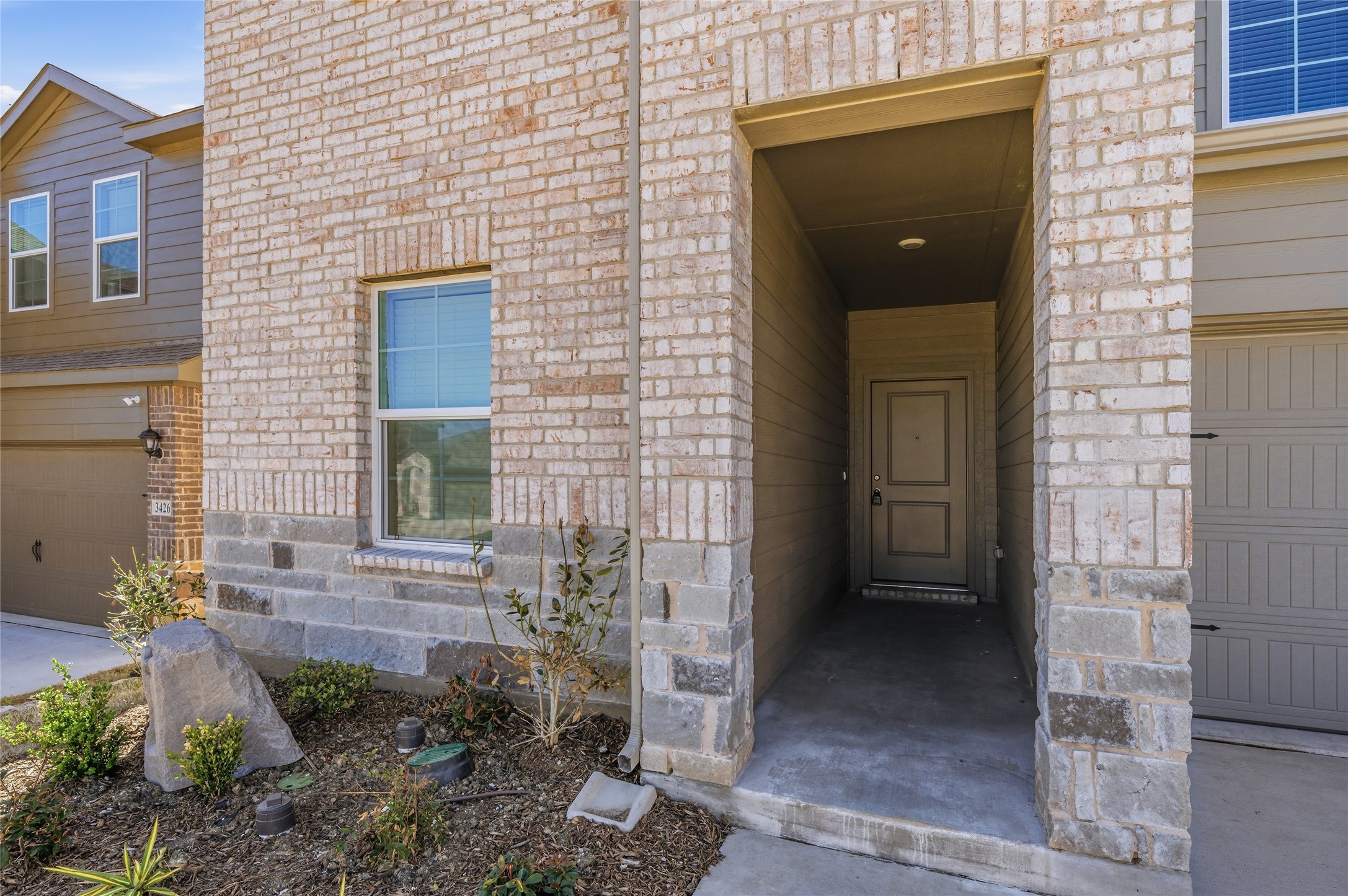 3422 TOMAHAWK Drive