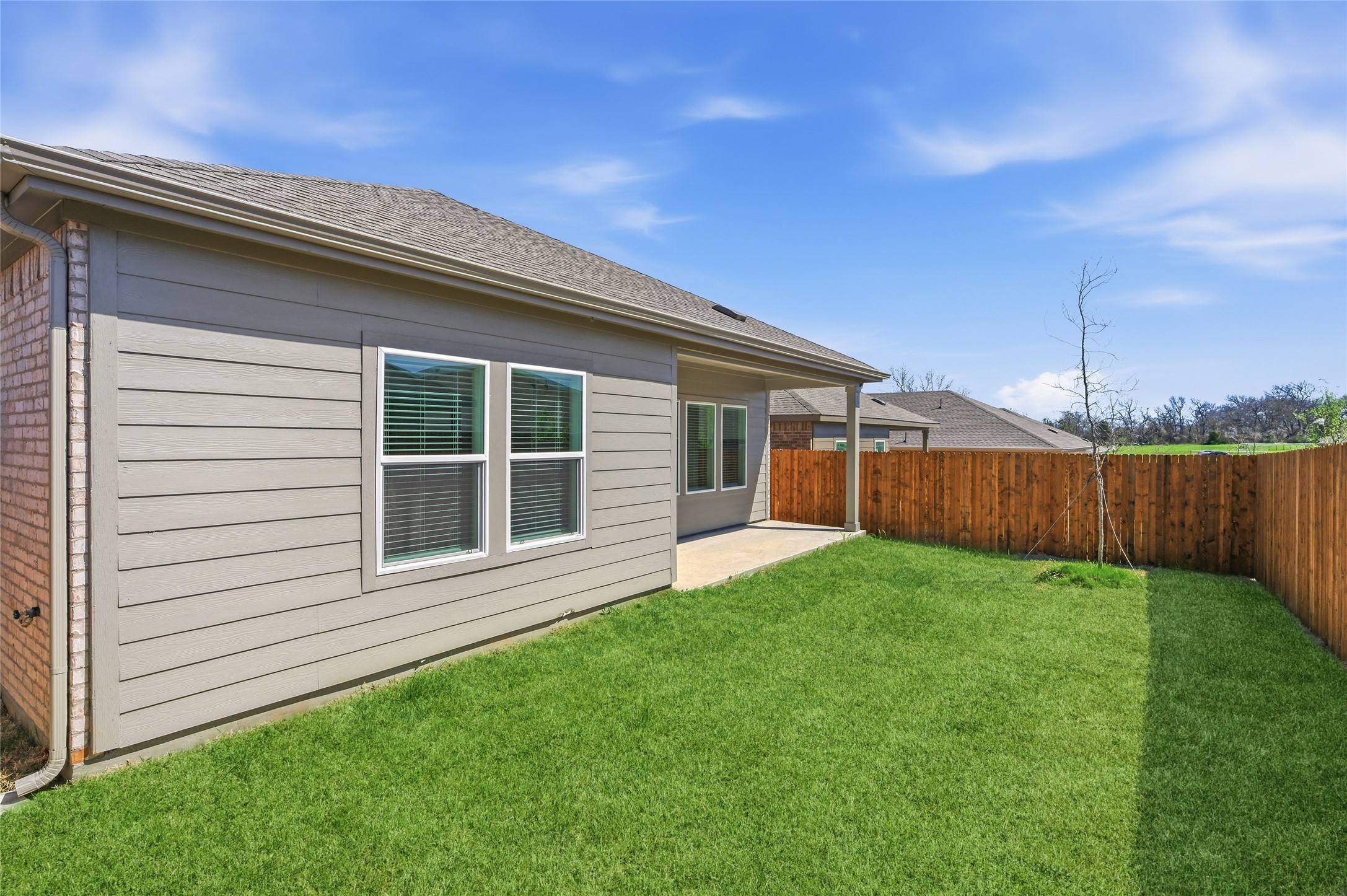 3422 TOMAHAWK Drive