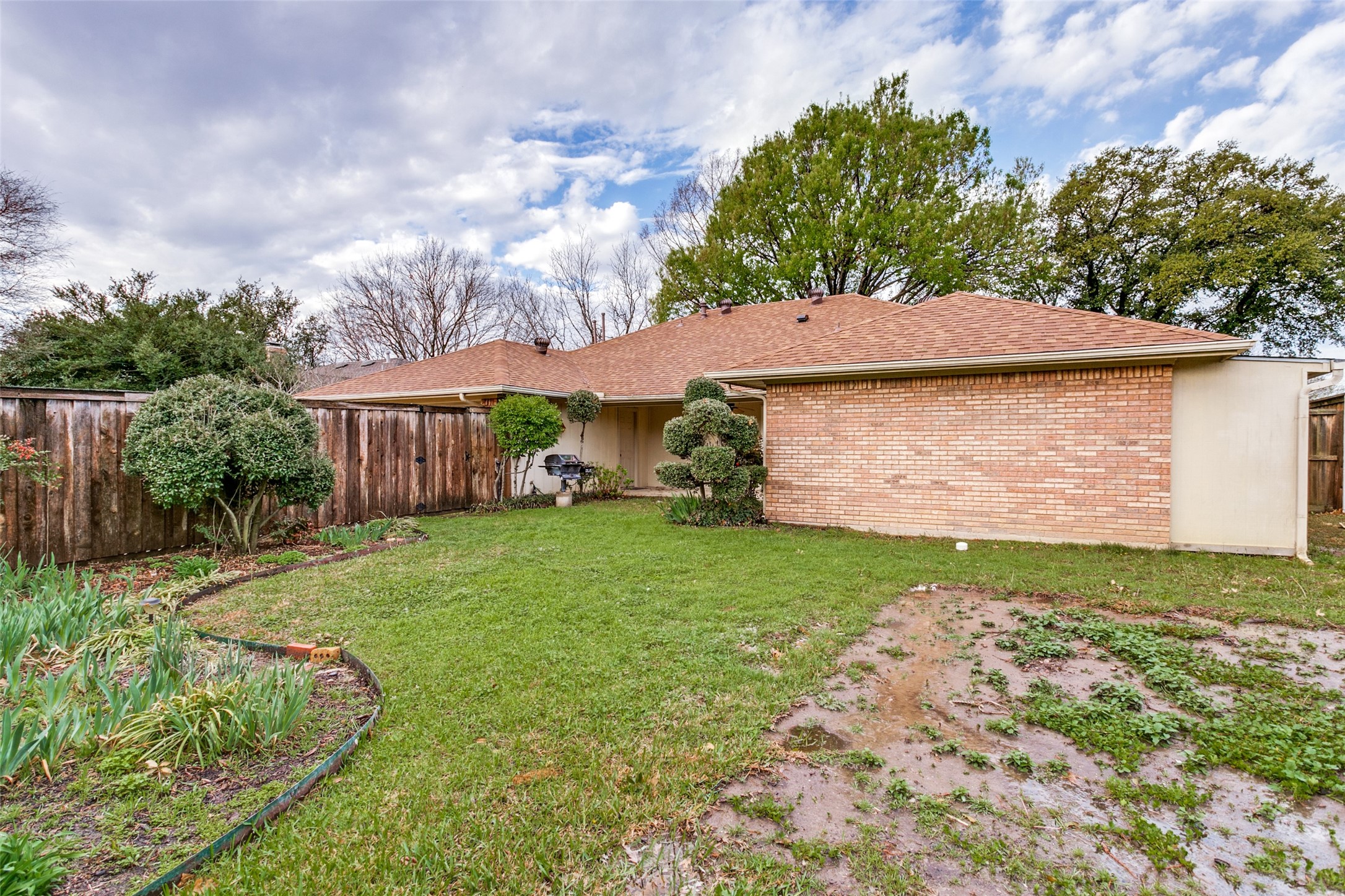 1617 Century Oaks Drive