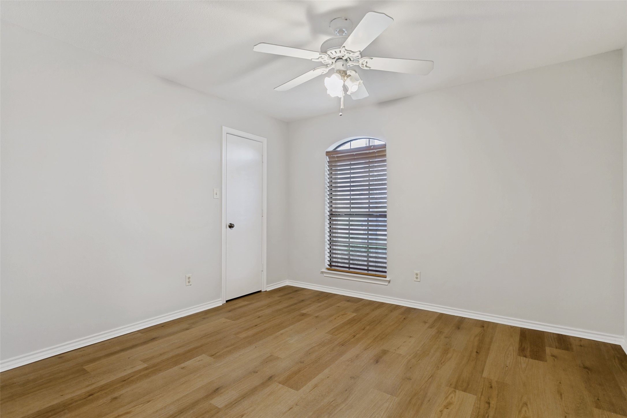 1617 Century Oaks Drive