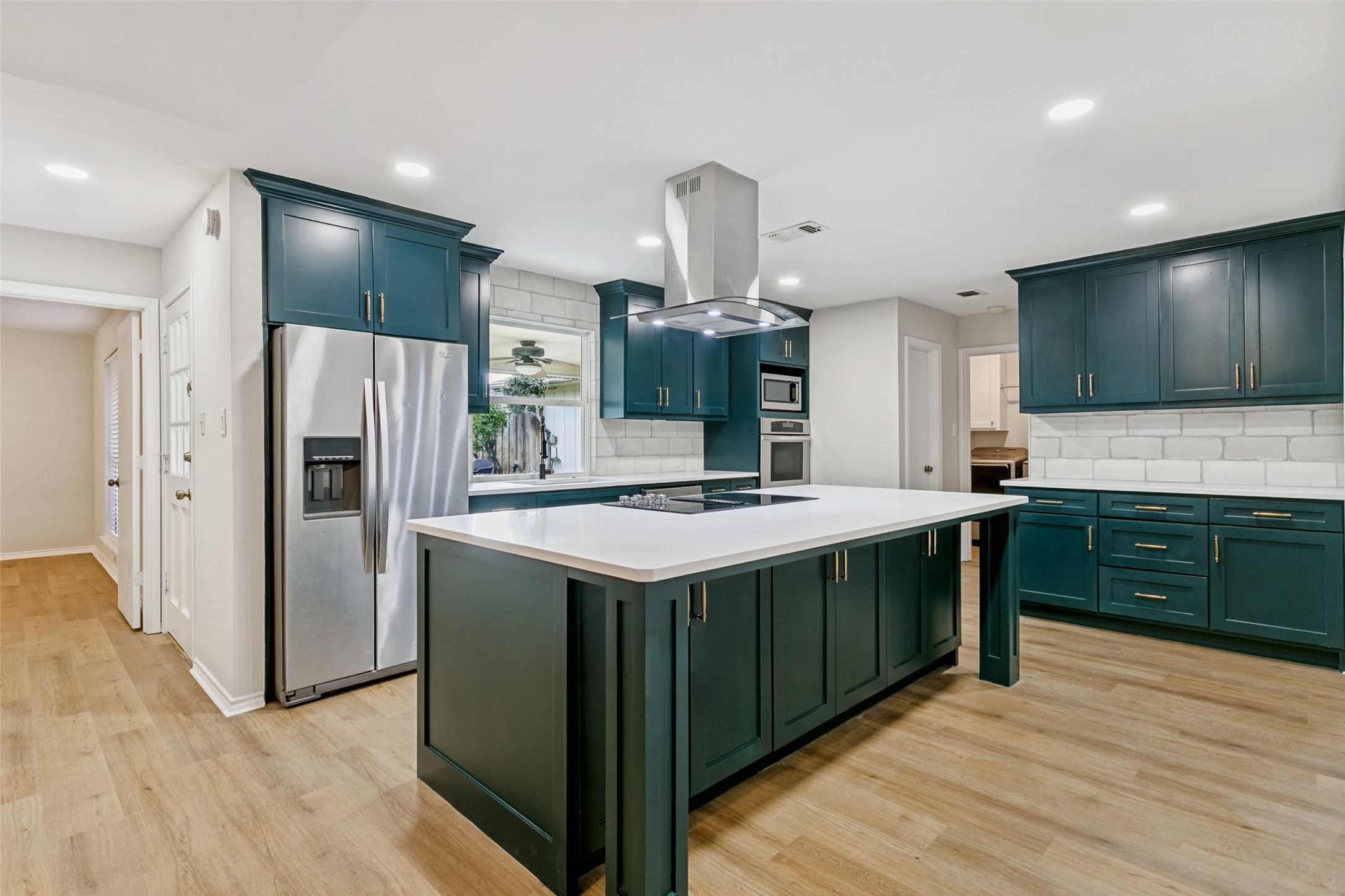 1617 Century Oaks Drive