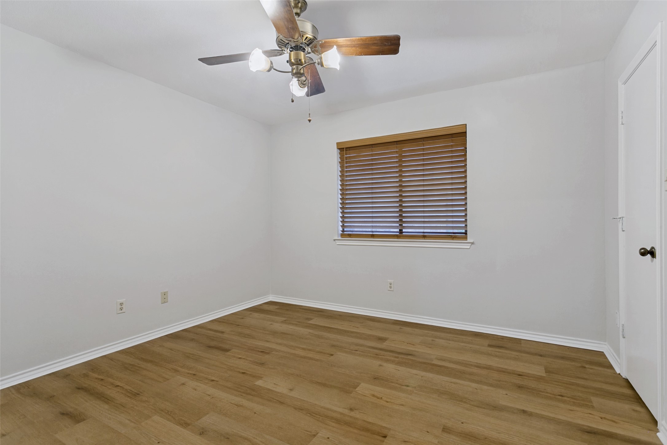 1617 Century Oaks Drive