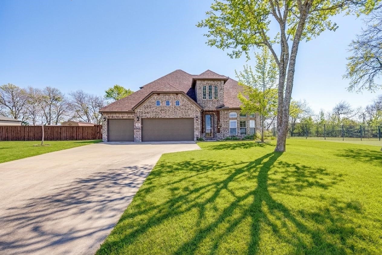 1215 Fire Fly Ridge