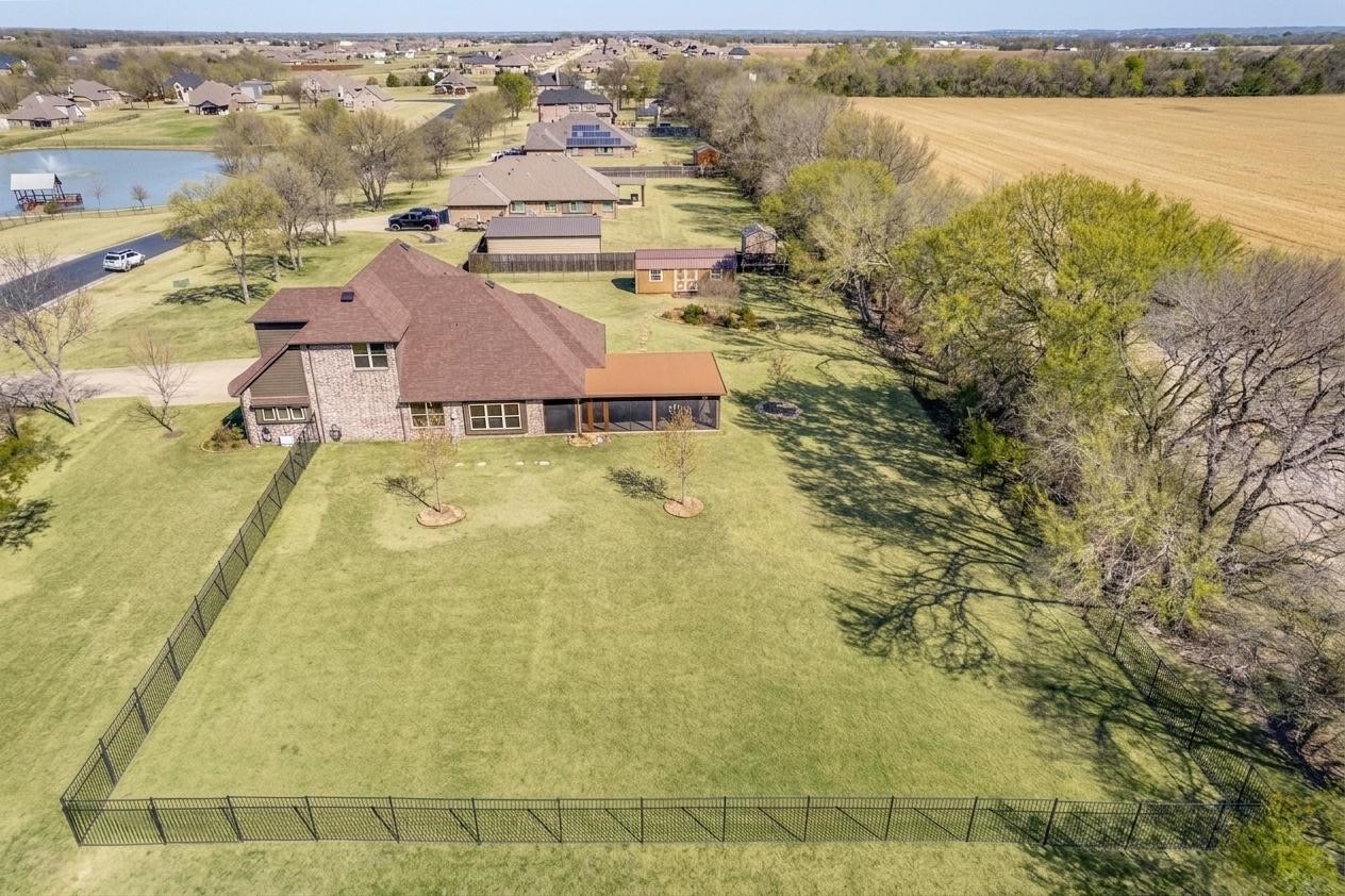 1215 Fire Fly Ridge