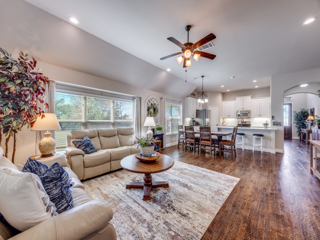 1215 Fire Fly Ridge