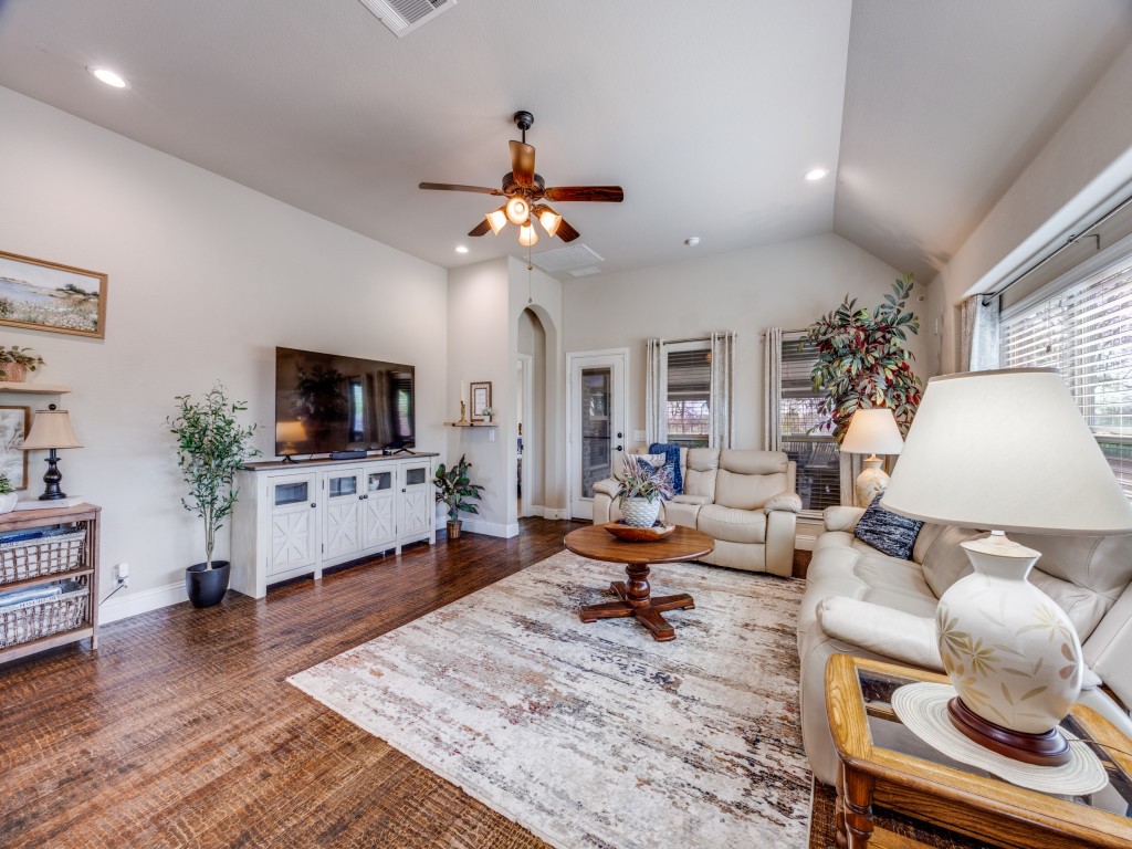 1215 Fire Fly Ridge