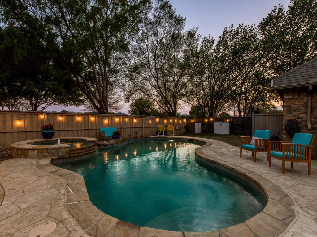 8717 Falcon Crest Drive