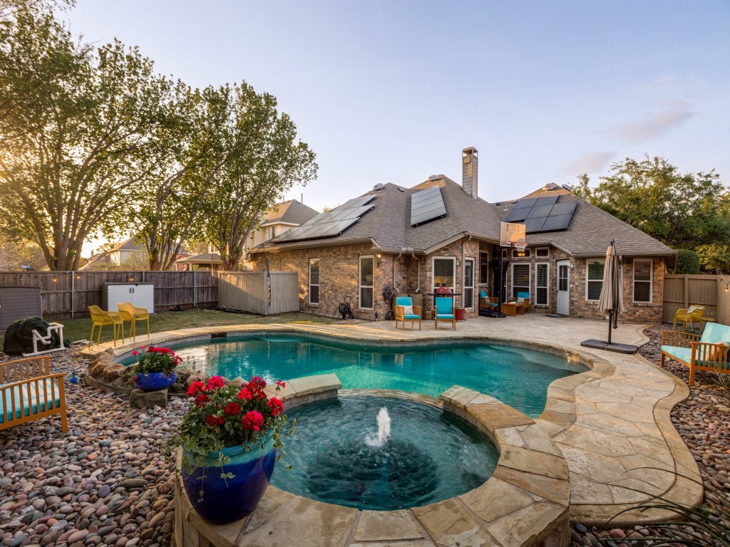 8717 Falcon Crest Drive