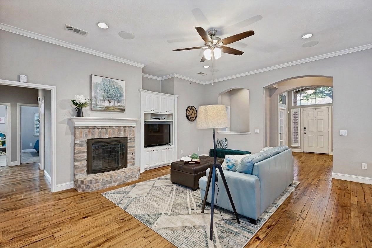 8717 Falcon Crest Drive