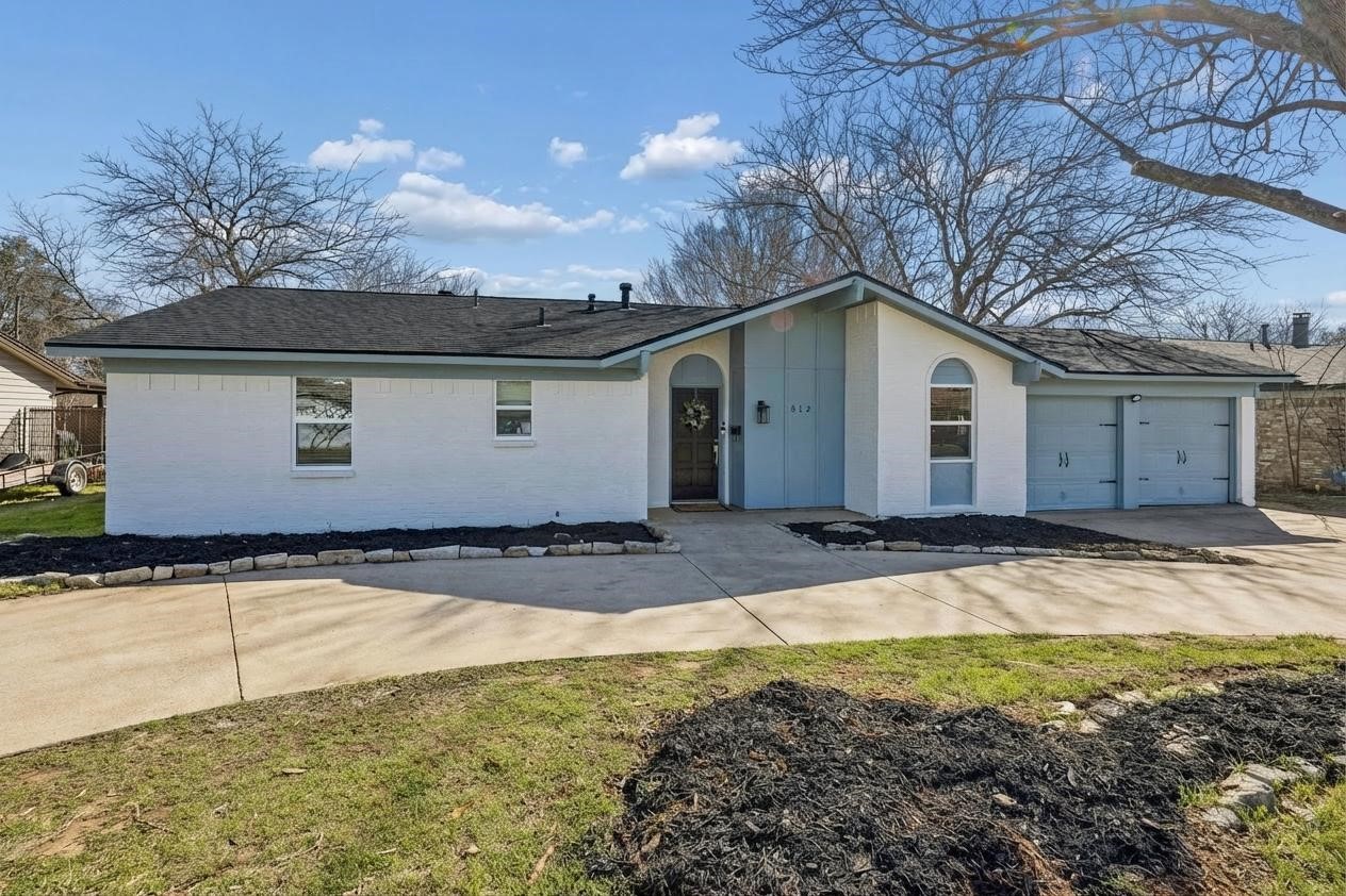 312 E Hampton Road