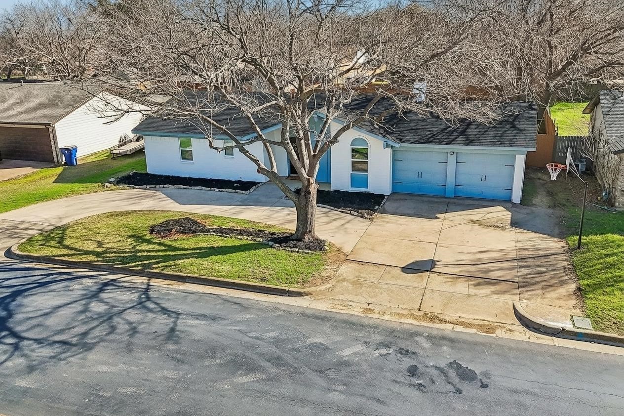 312 E Hampton Road