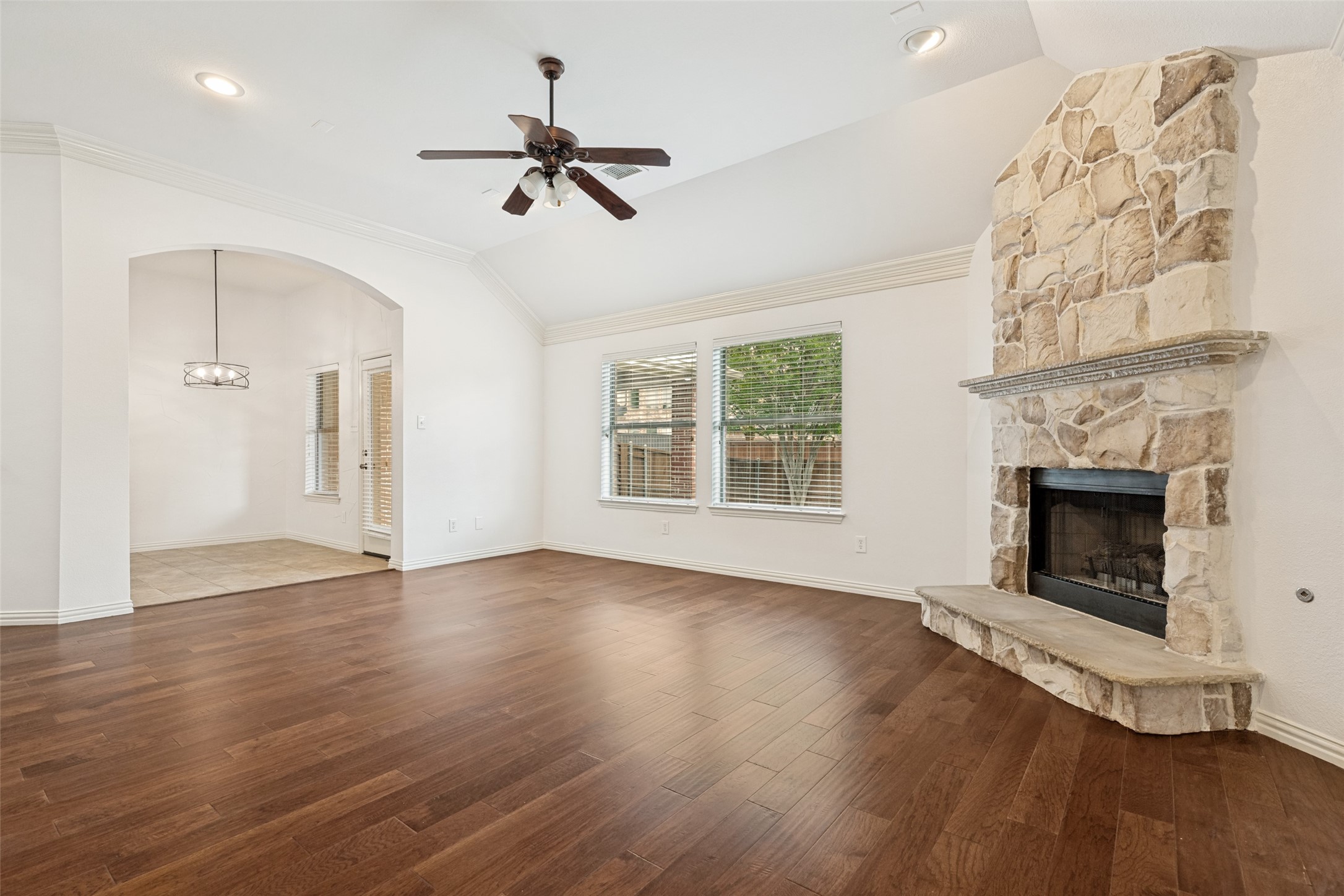 1806 Childress Lane