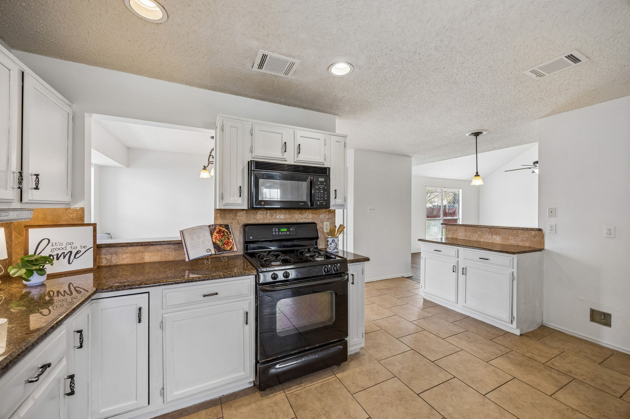 1009 Ridgemont Drive