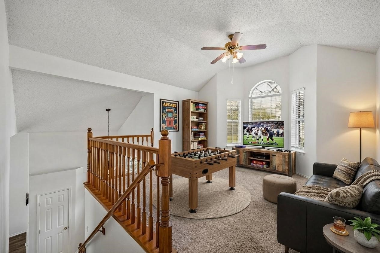 1009 Ridgemont Drive