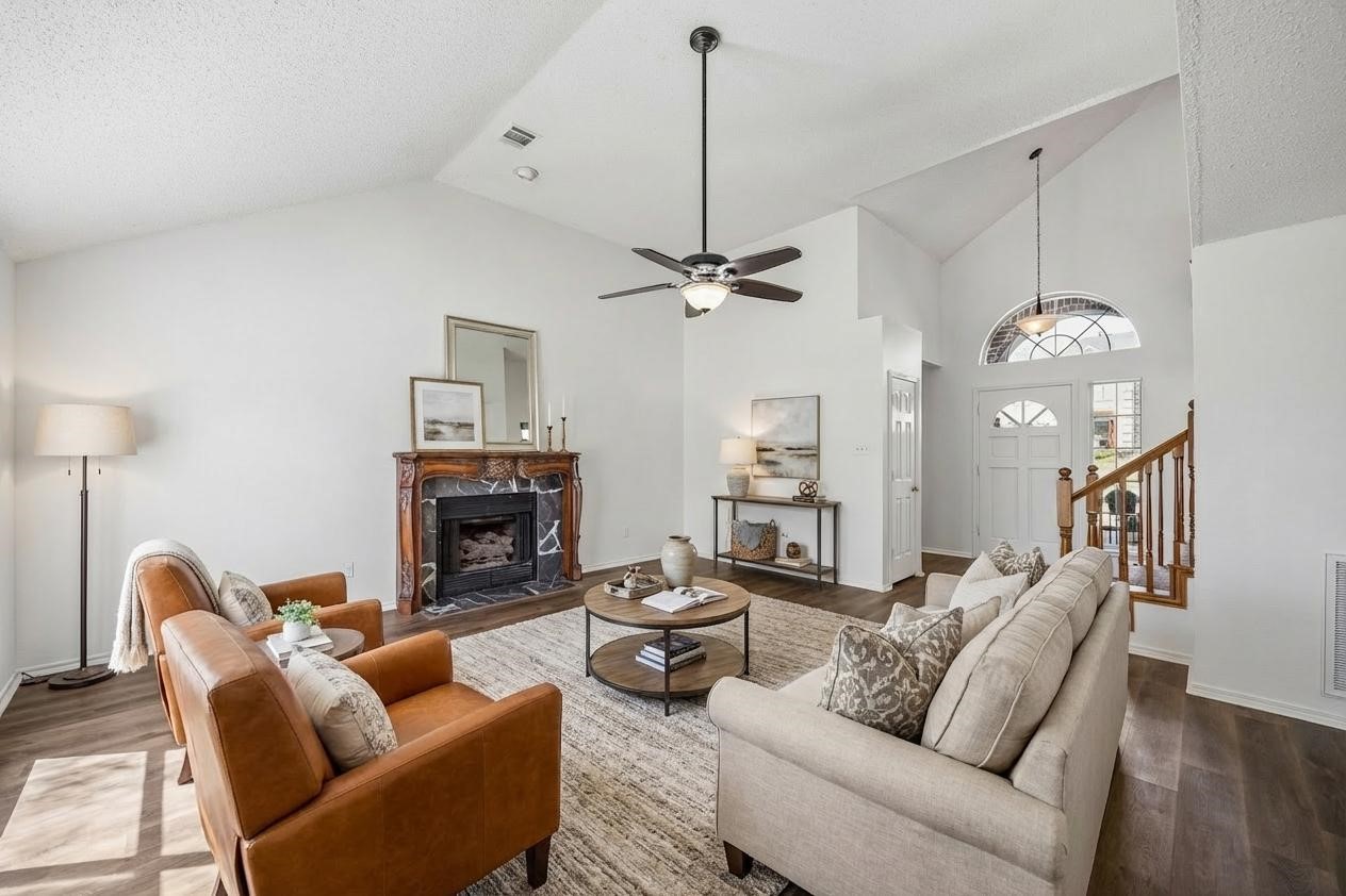 1009 Ridgemont Drive