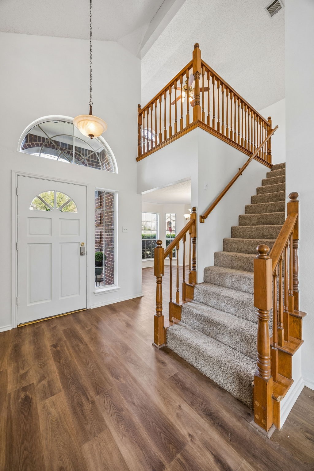 1009 Ridgemont Drive