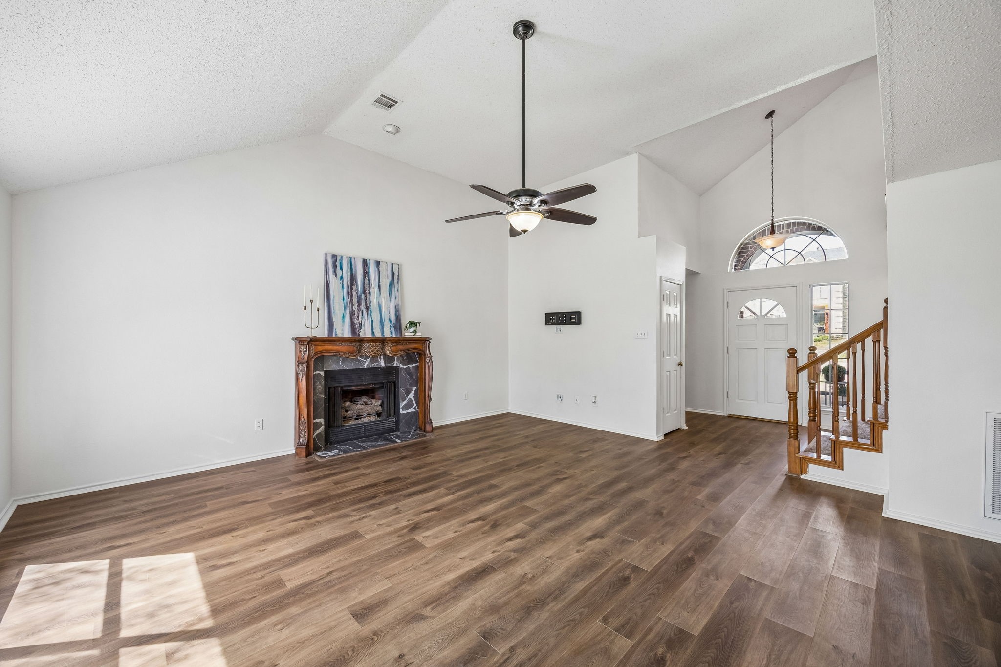 1009 Ridgemont Drive