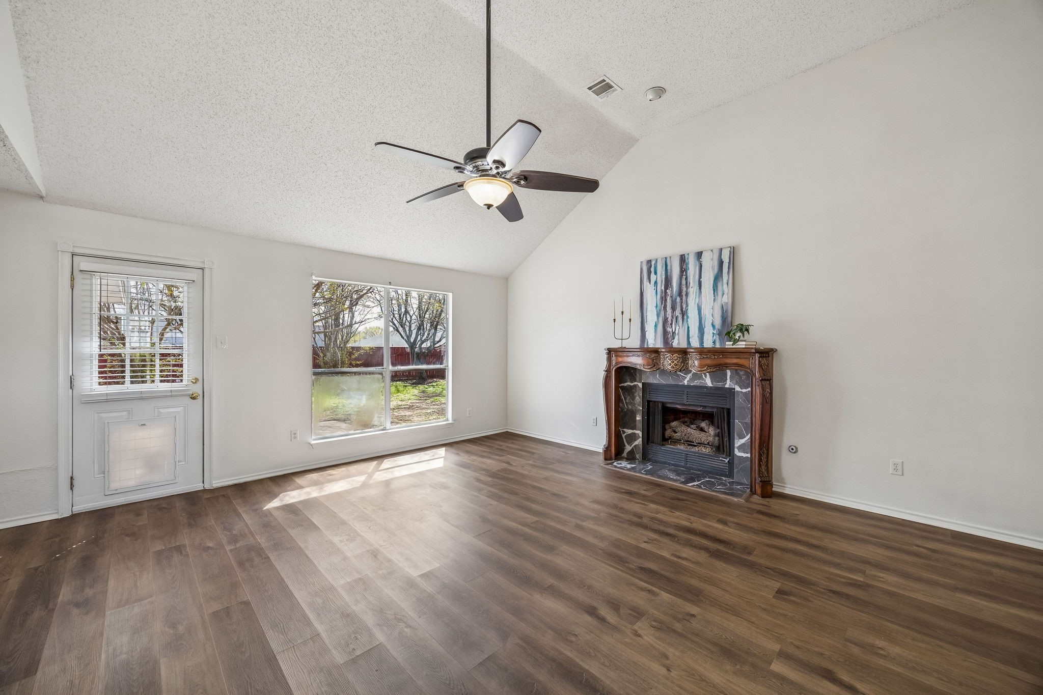 1009 Ridgemont Drive