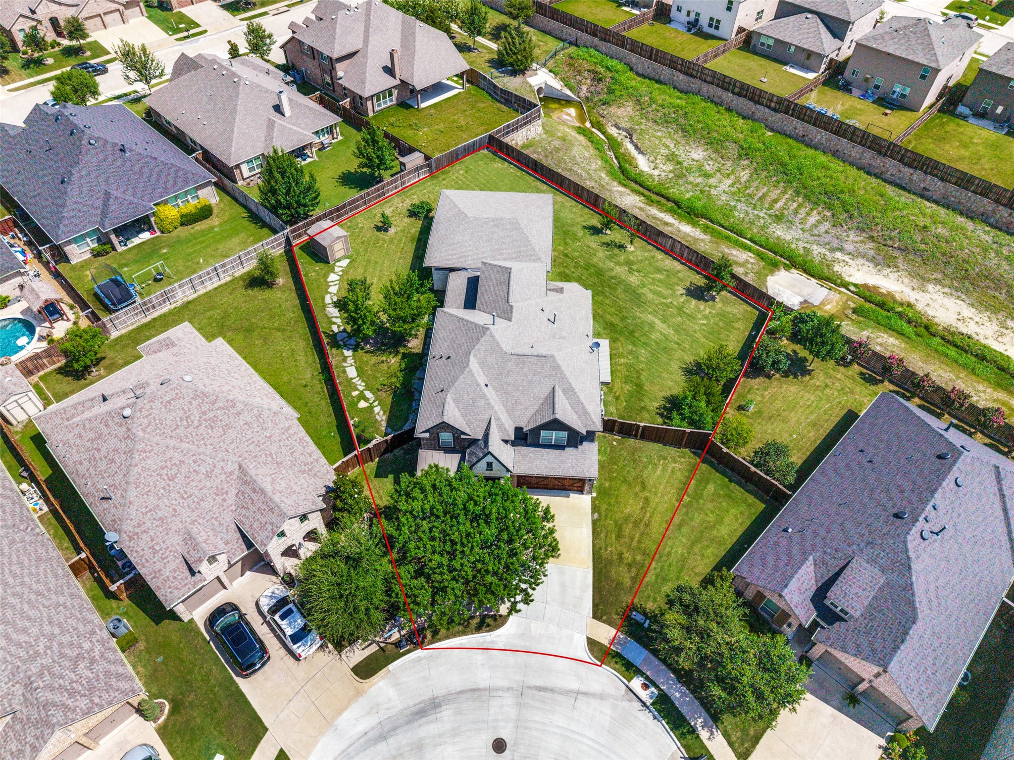 1215 Hundgate Way